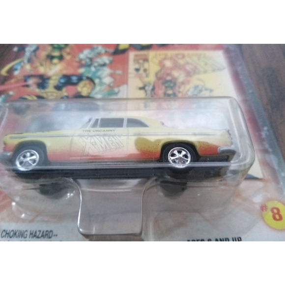 Johnny Lightning Marvel X-Men #8 '55 Chrysler C-300 (2002 Playing Mantis) - Picture 2 of 4